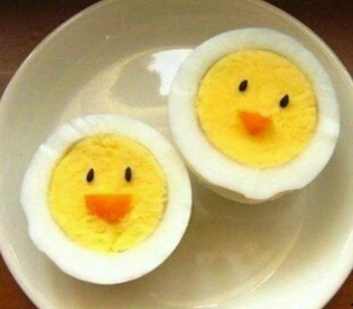 蛋仔吃瓜黑白,黑白世界中的趣味冒险