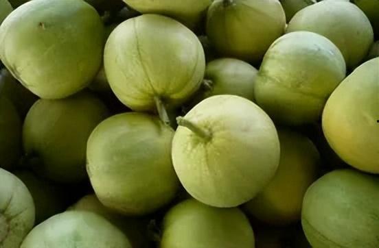 瓜种子生熟两吃,从生食到熟食，营养与美味的双重享受