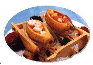 山东两干部吃瓜,山东两干部因吃瓜引发热议