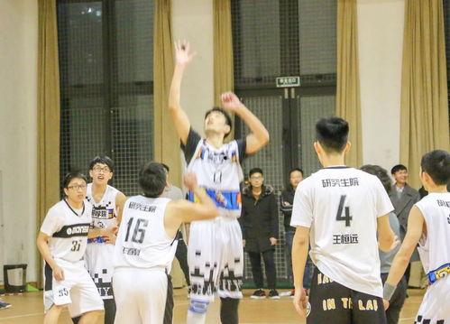 篮球少年吃瓜视频,揭秘球场背后的趣味瞬间