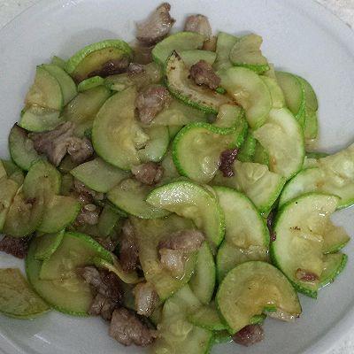 云南话里吃瓜,云南话里的“吃瓜群众”现象