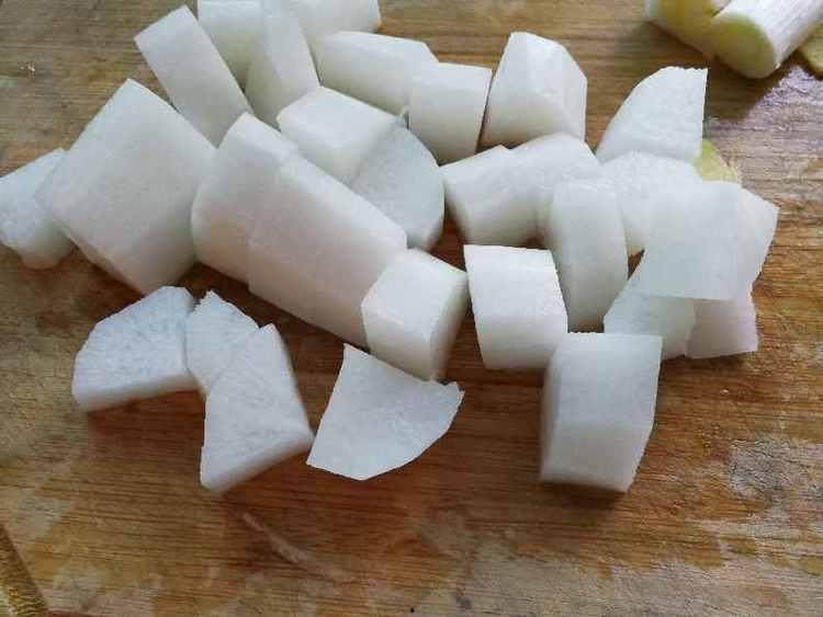 羊吃白瓜吗,探寻羊是否食用白瓜的奥秘